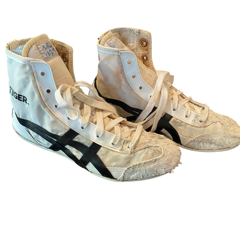ASICS Onitsuka Tiger Wrestling Shoes Size 8 - Rare And First ASICS Shoe